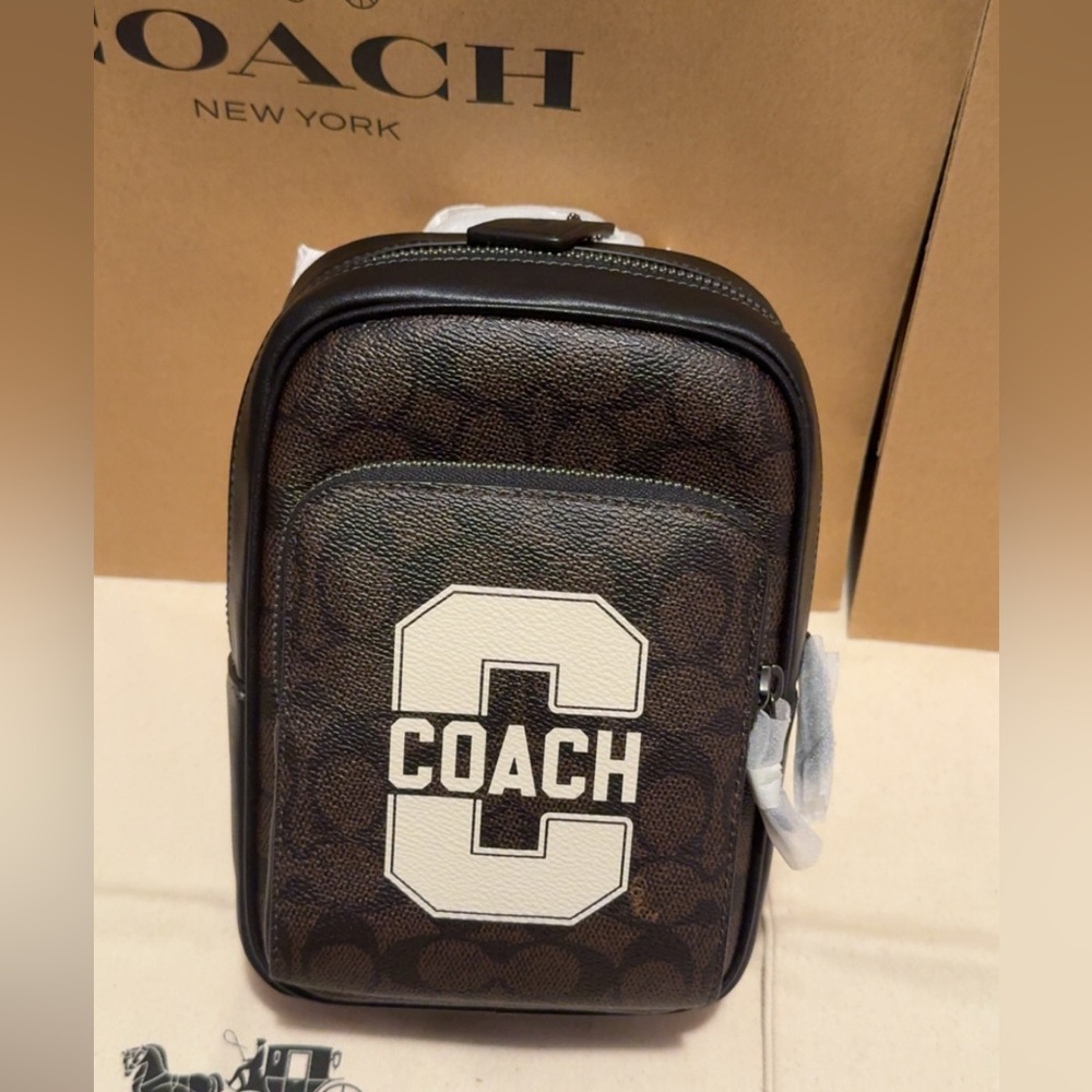 Coach Sling pack with Varsity Graphic - Picture 3 of 11